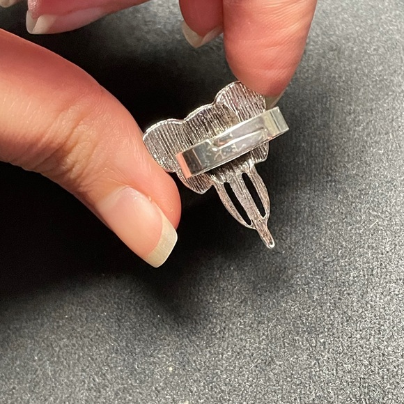 Elephant Statement Ring - Picture 7 of 7